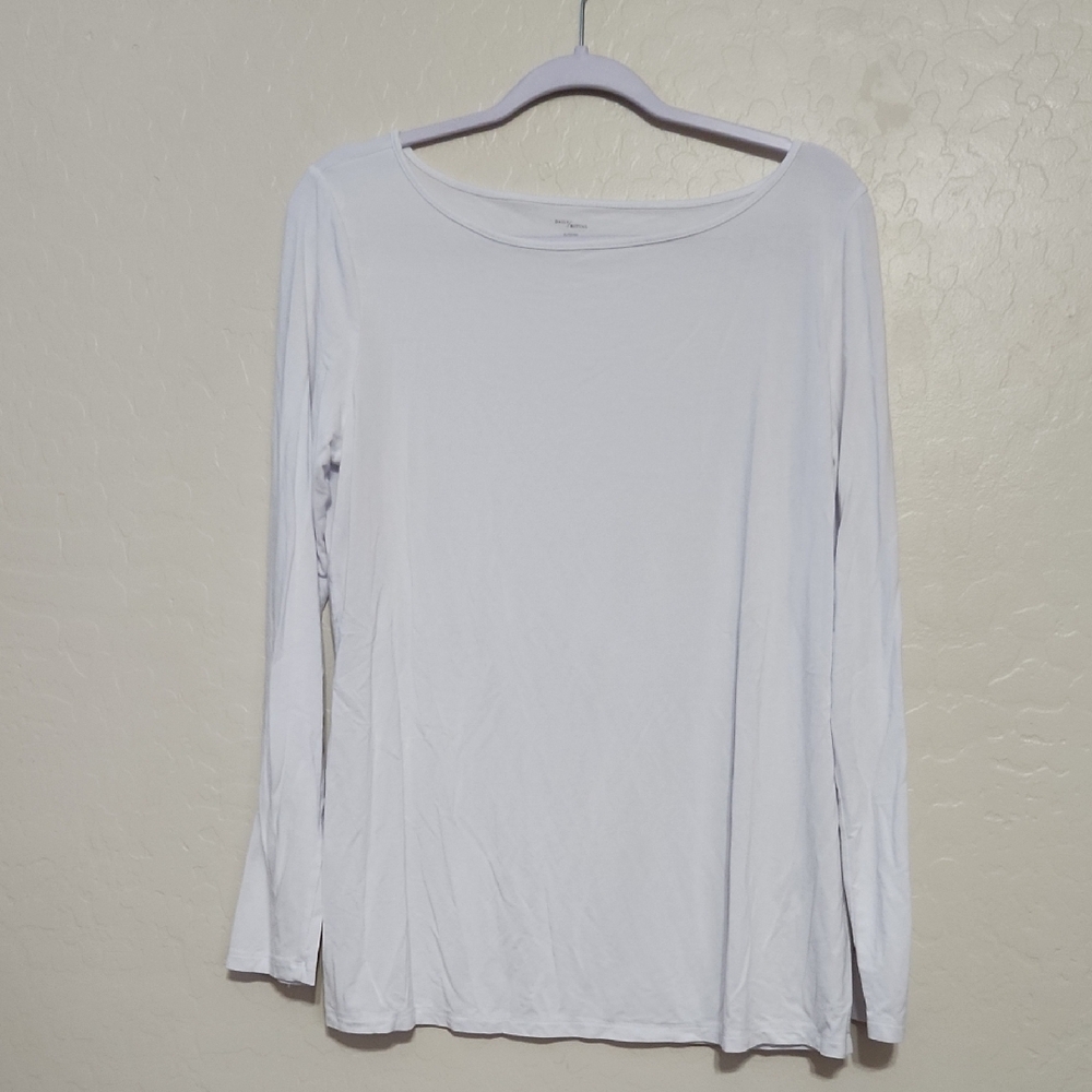 Elegant White Long Sleeve Tee